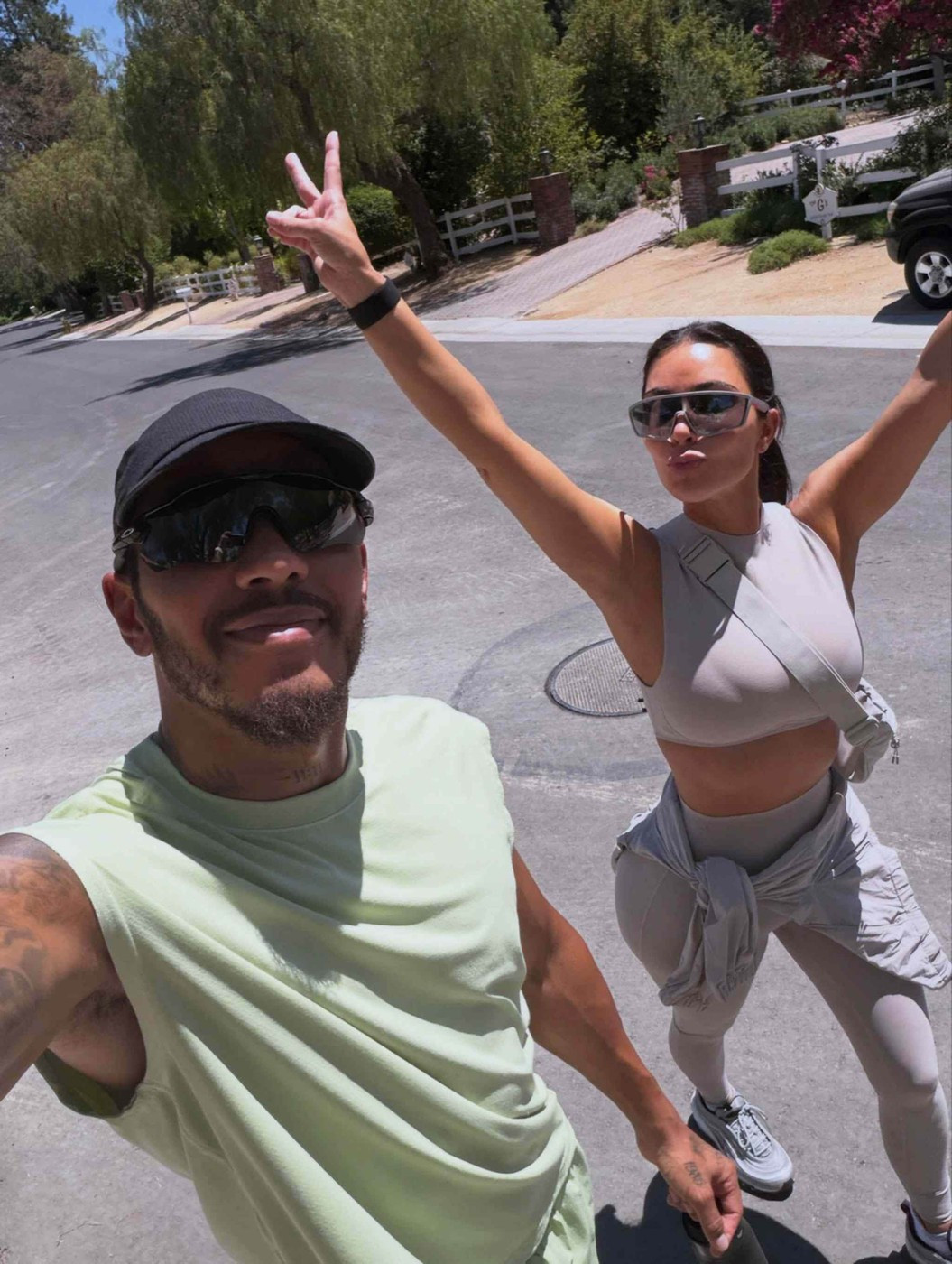 Prva njegova fotka s Kim Kardašijan: Luis Hamilton ima ozbiljne namere s rijaliti zvezdom FOTO