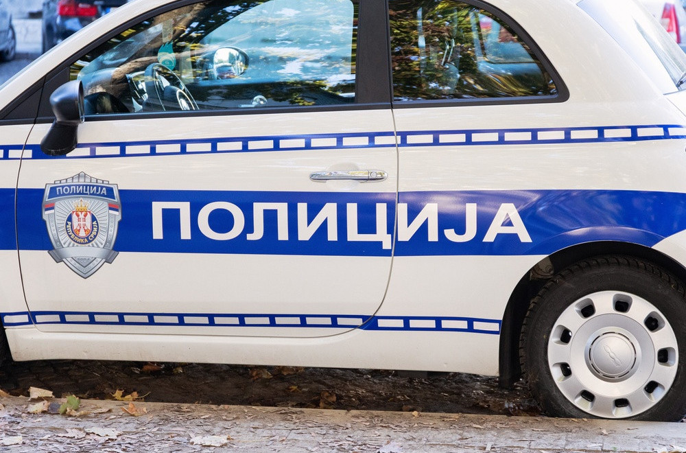 Policija na auto-putu kod Niša zaplenila ogromnu količinu duvana