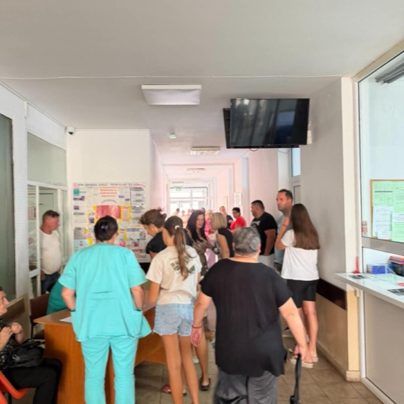 Alarmantni rezultati preventivnih pregleda kože: Otkrivena 4 melanoma i 27 karcinoma FOTO