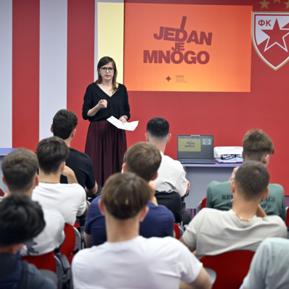 Mozzart uz projekat "I jedan je mnogo": Prevencija počinje pre nego što problem nastane