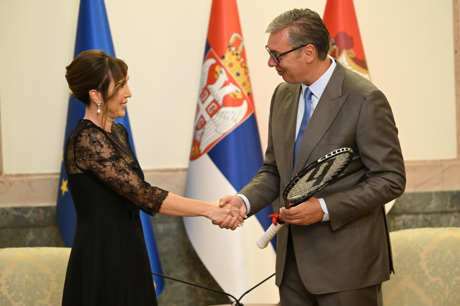 Jelena Janković zablistala na prijemu u skupocenoj haljini: Elegantno izdanje o kojem se priča FOTO