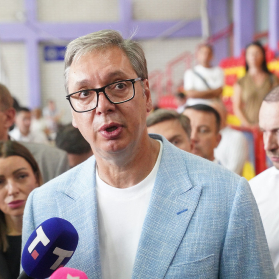 Vučić: "Gradnja brze saobraćajnice Loznica-Mali Zvornik mogla bi da počne za godinu i po"