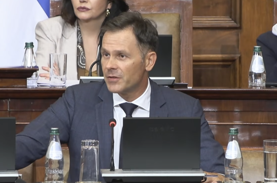 Mali odgovorio poslanicima: "Što je duže bio na vlasti, Đilasu su sve više rasli prihodi" VIDEO