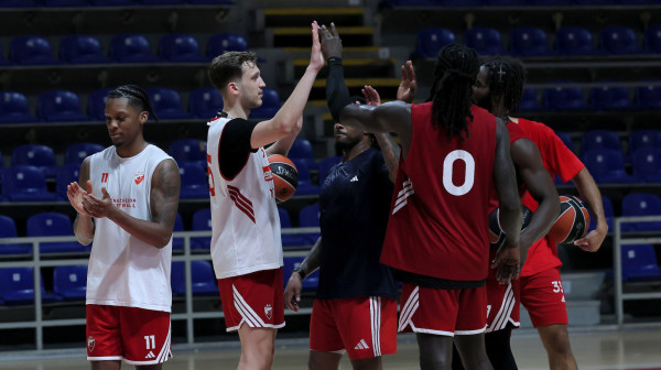Zvezda srušila Armani – Nvora dominirao, Boldvin pokrenuo preokret