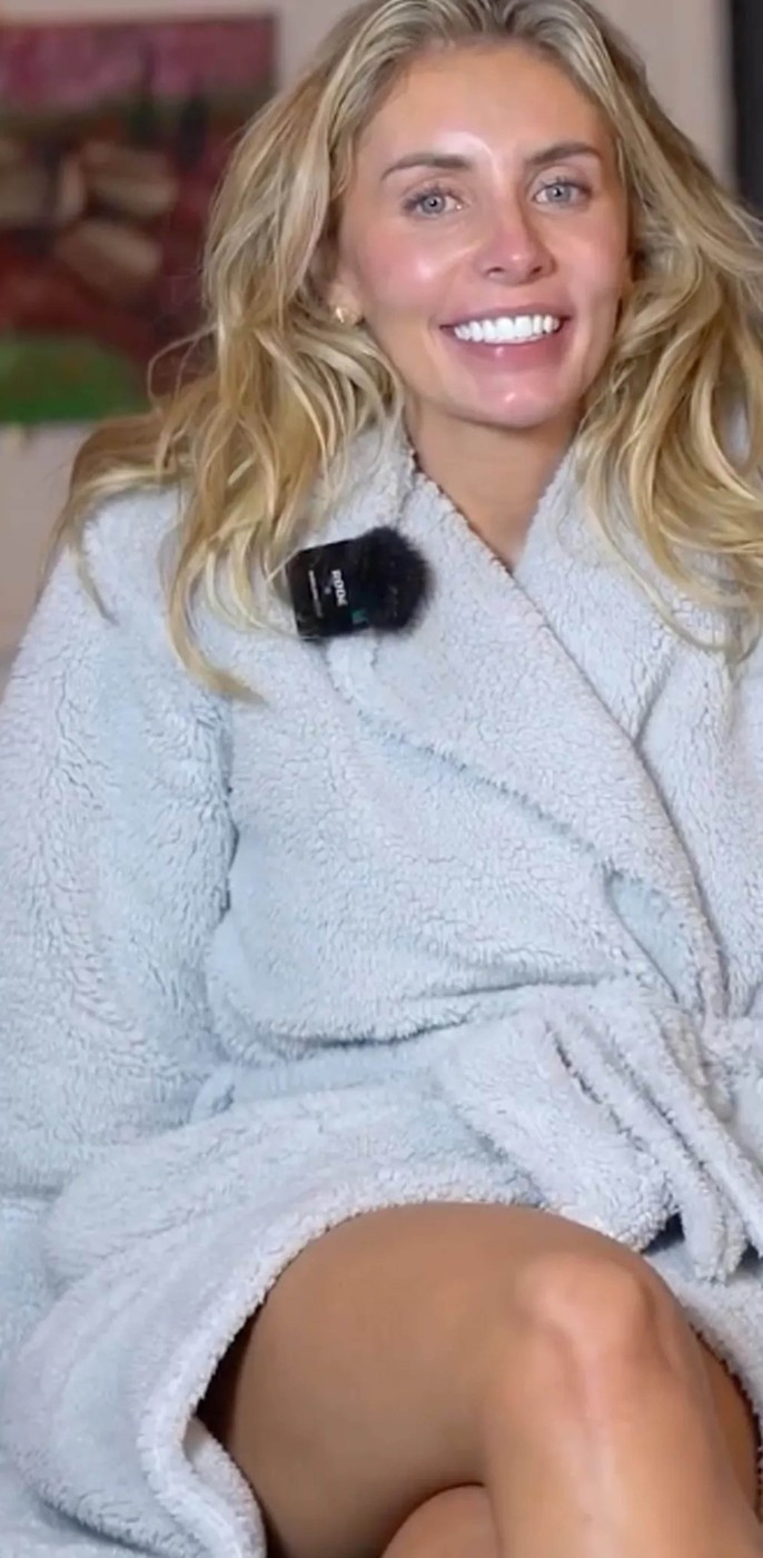 Porodila se OnlyFans zvezda koja je spavala sa više od hiljadu muškaraca: Odmah pokazala bebu VIDEO