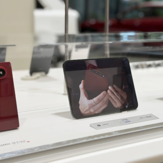 Stigao je: Xiaomi pretekao Apple i predstavio moćni preklopni telefon FOTO/VIDEO