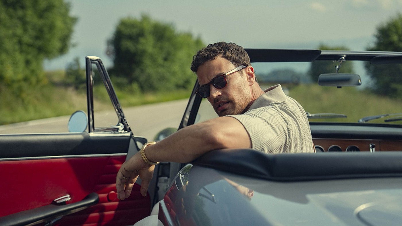 Svi pričaju o modnim izdanjima u seriji The Gentlemen: Ništa bez italijanskog glamura FOTO