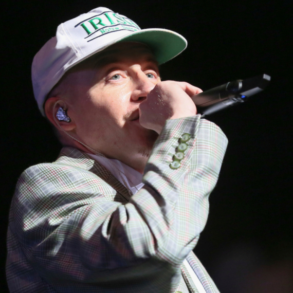 Izbačen sa turneje, a onda povukao potez koji je sve iznenadio: Maklemor doniramilion dolara FOTO