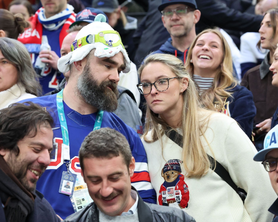 Prozivali su je zbog visine i govorili da liči na muškarca – sada im je odbrusila FOTO/VIDEO
