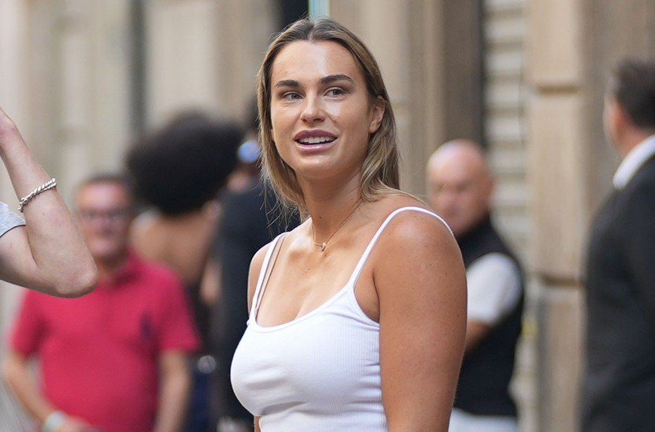 Arina Sabalenka u potpuno opuštenom izdanju: Zagrevanje pred prvi modni juriš FOTO