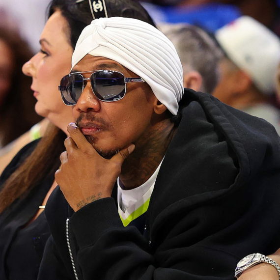 Ima dvanaestoro dece sa šest žena i mnoge interesuje jedno – da li želi još?