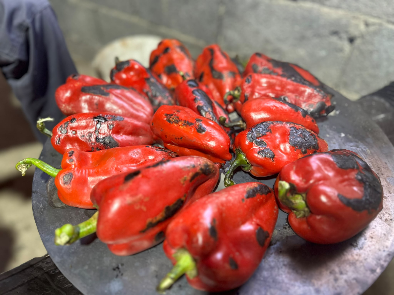 Koja je tajna savršenog domaćeg ajvara? Gordana iz Mrčajevaca je otkrila svoj recept FOTO
