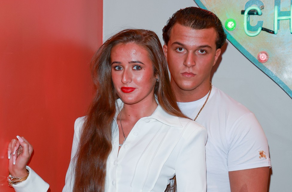 Glavna tema mreža: Venecuela Fjuri (16) objavila provokativne fotke sa mužem FOTO