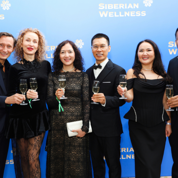 Tri decenije globalnog uspeha: Siberian Wellness proslavio 30 godina poslovanja događajem u Sankt Peterburgu
