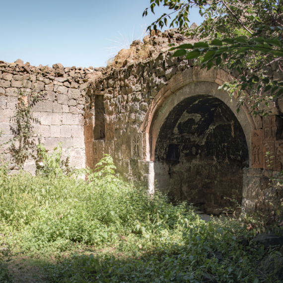 Senzacionalno otkriće ispod manastira: Sistem za grejanje iz srednjeg veka ostako skoro netaknut FOTO