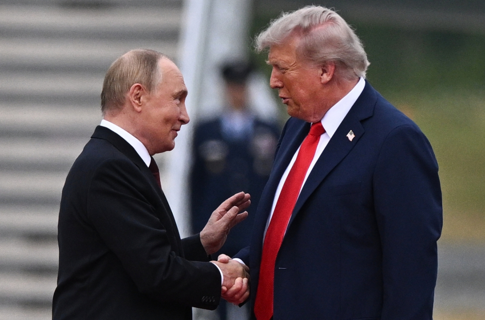 Tramp i Putin se rukovali: Ruski dizel stiže na svetsko tržište
