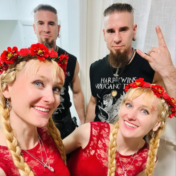 Jednojajčane bliznakinje udale se za jednojajčane blizance: Četiri godine čuvali tajnu FOTO