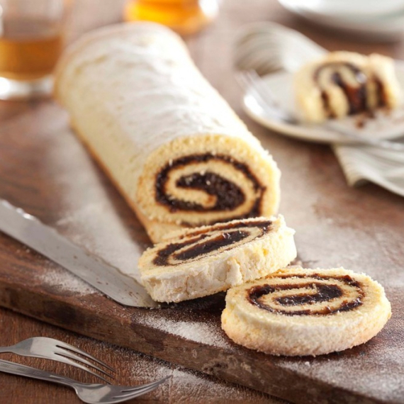 Recept za starinski rolat koji se pravi od osnovnih namirnica
