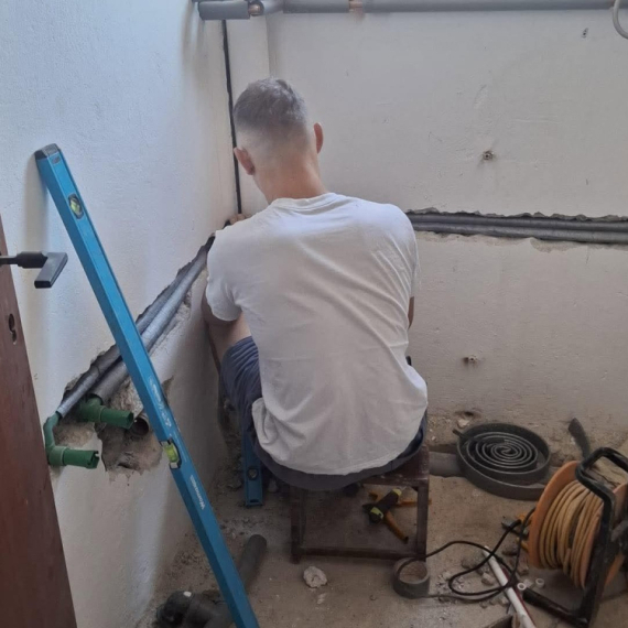 Sa 26 godina osnovao firmu: Mladi Čačanin izabrao jedan od najtraženijih zanata