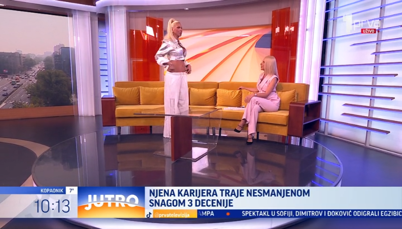 Jelena Karleuša pokazala zavidne trbušnjake: "Nikad nisam vežbala"